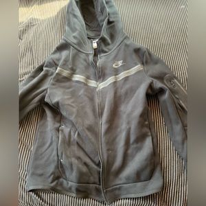 Nike Sportswear Tech Fleece
Big Kids' (Boys') Full-Zip Hoodie